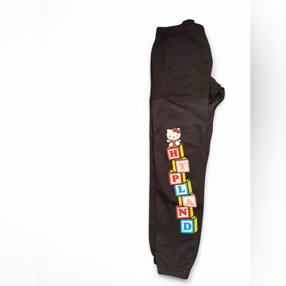 Hypland x Hello Kitty Sweatpants New- XS
